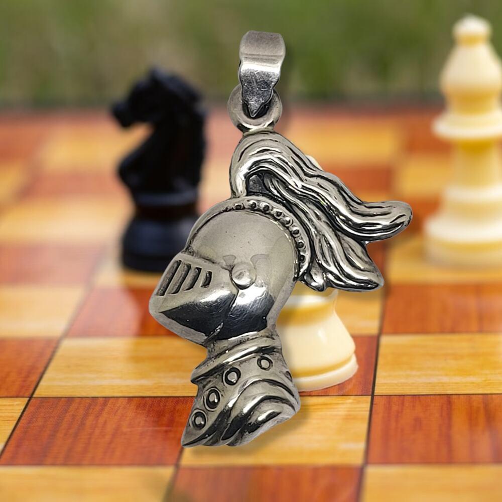 Unique High Polished 925 Precious Sterling Silver Knights Helmet Charm Pendant - Picture 5 of 7